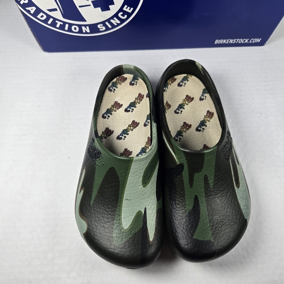 *NEW* Kids Unisex Birkenstock Super Birki Camo Slip On Clogs Mules EU30 US12 - Picture 2 of 8